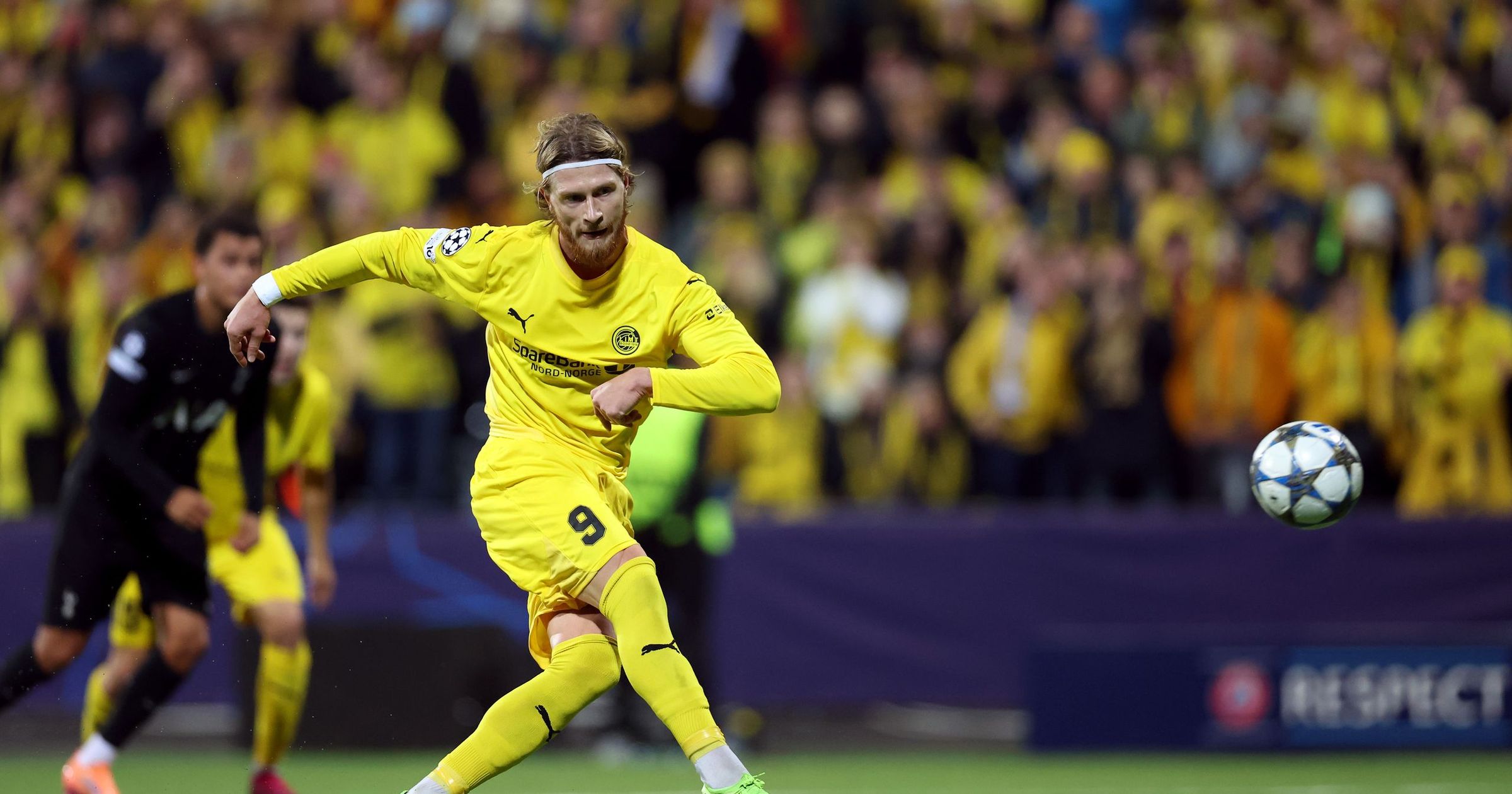 Champions League'What on earth was he doing?' – Hogh skies a penalty over against Spurs00:00:45|an hour ago